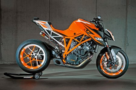 KTM 1290 Superduke R: уже очень скоро