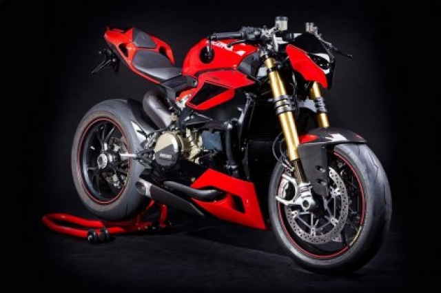 Ducati Panigale: теперь и злой стритфайтер